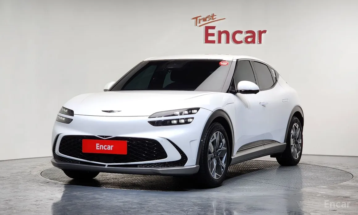 Фото 1 - Genesis GV60