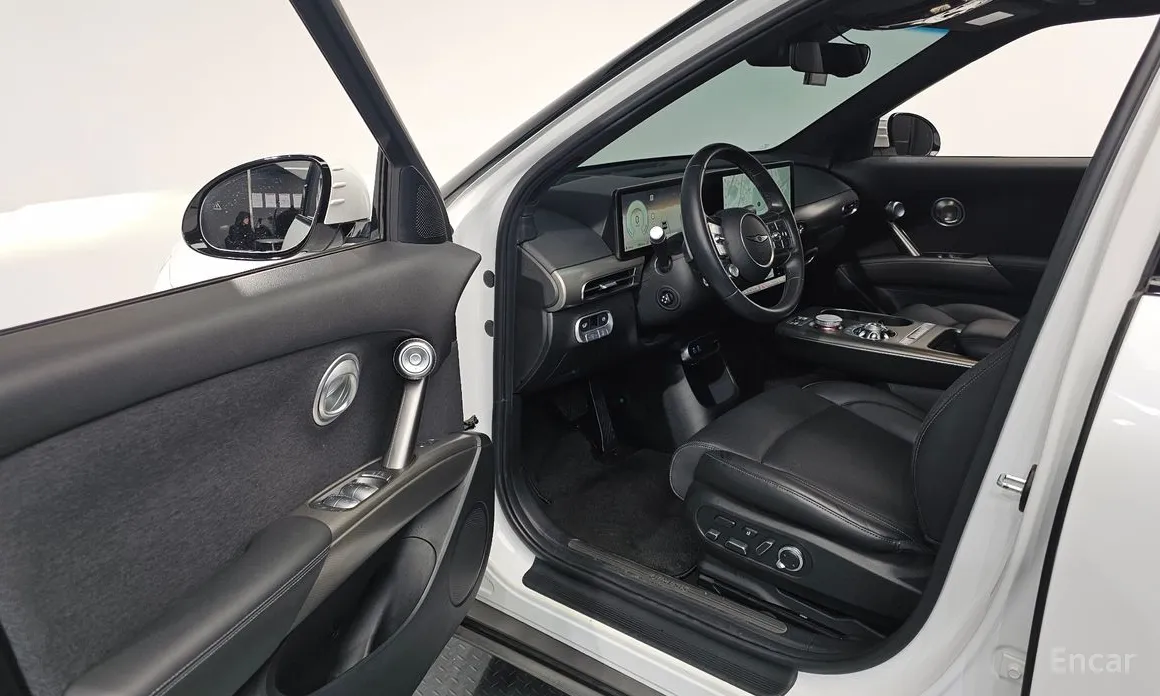 Фото 10 - Genesis GV60