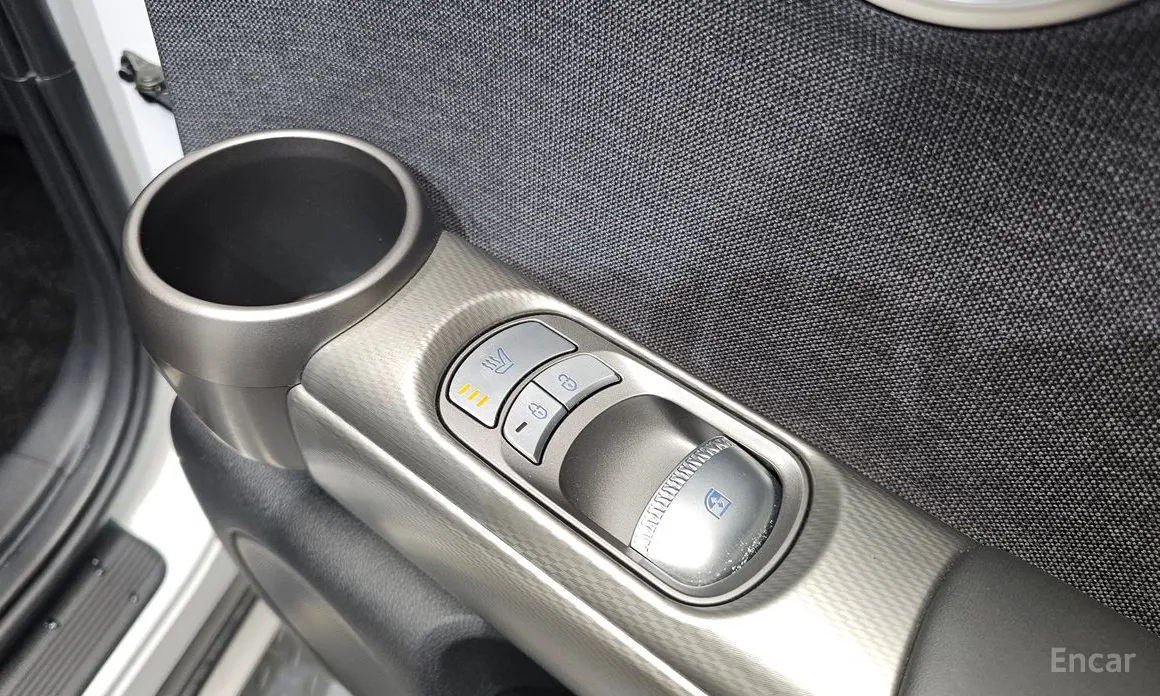 Фото 19 - Genesis GV60