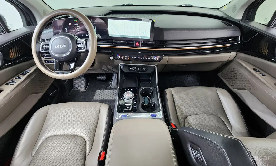 Фото 7 - Kia Carnival