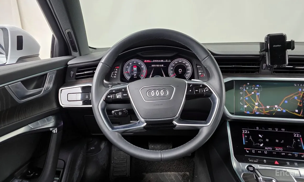 Фото 13 - Audi A6