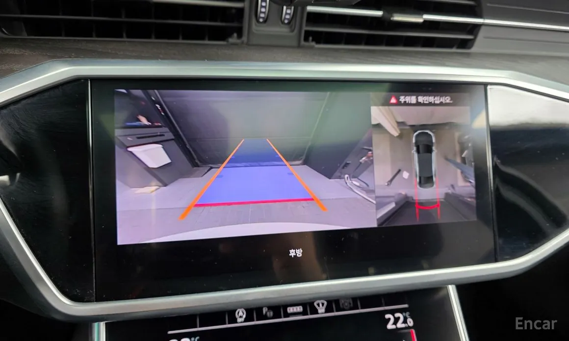 Фото 15 - Audi A6