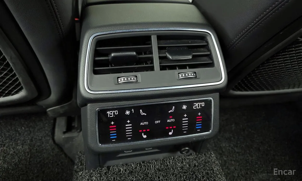 Фото 18 - Audi A6