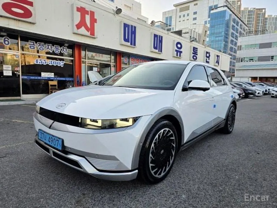 Фото 1 - Hyundai Ioniq 5