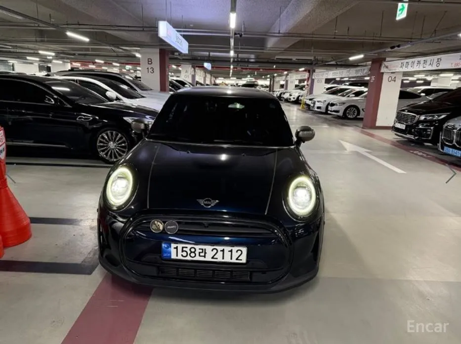 Фото 1 - Mini Cooper