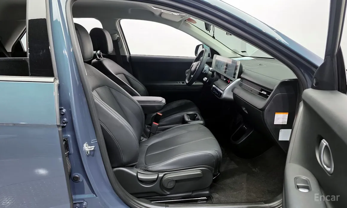 Photo 10 - Hyundai Ioniq 5