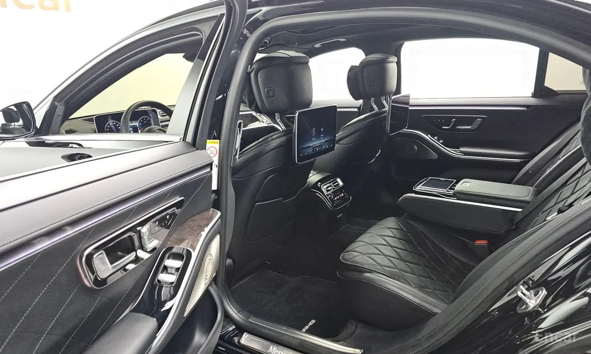 Фото 12 - Mercedes-Benz S-Class