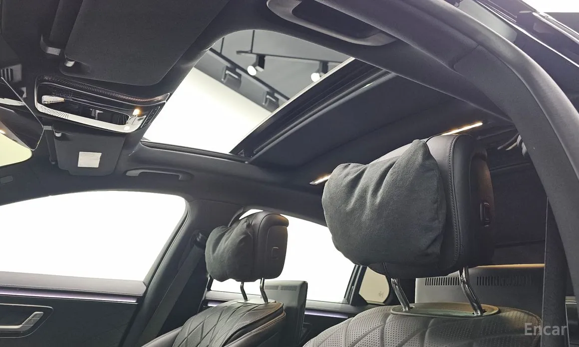 Фото 18 - Mercedes-Benz S-Class