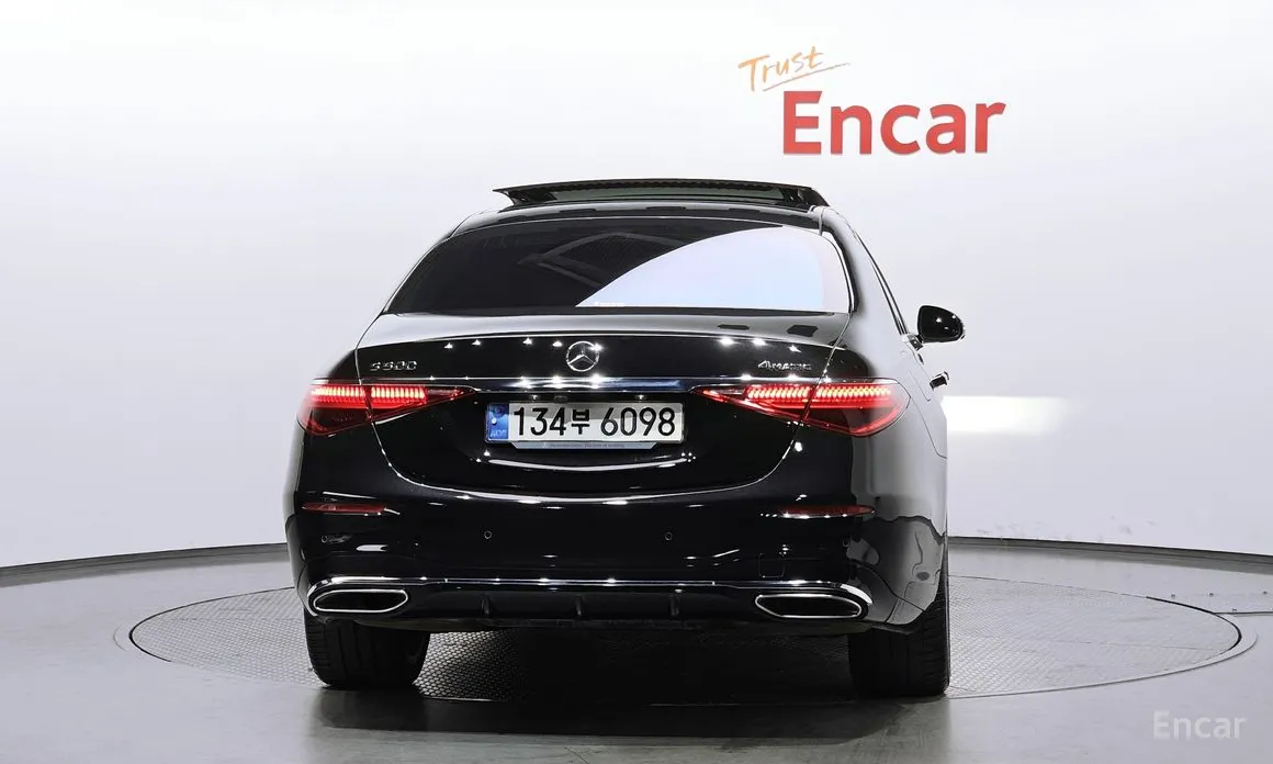 Фото 4 - Mercedes-Benz S-Class