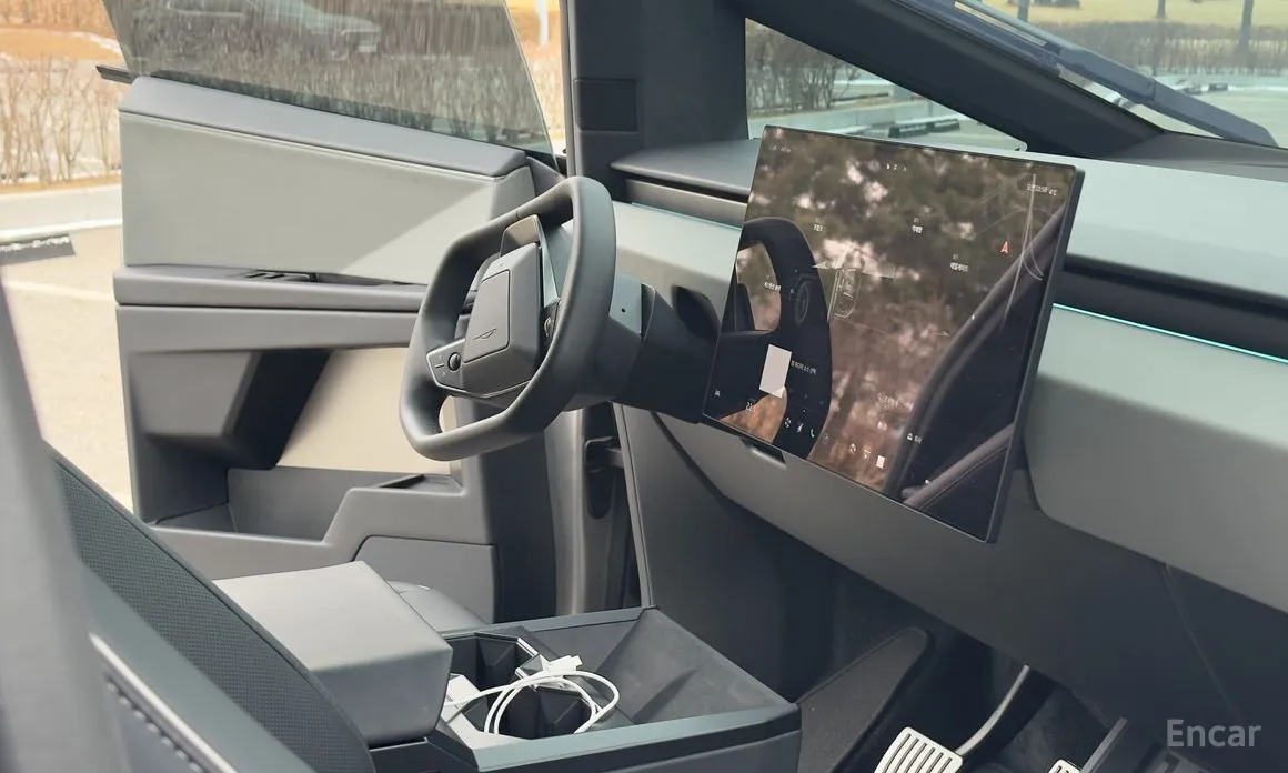 Фото 6 - Tesla Cybertruck