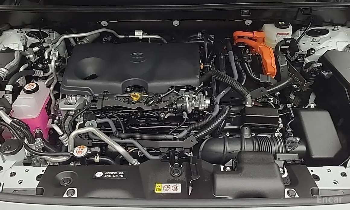 Фото 6 - Toyota RAV4