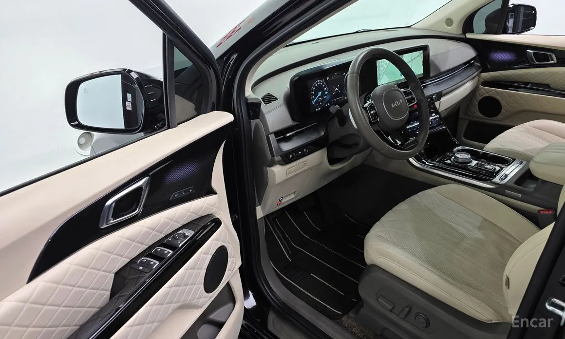 Фото 11 - Kia Carnival