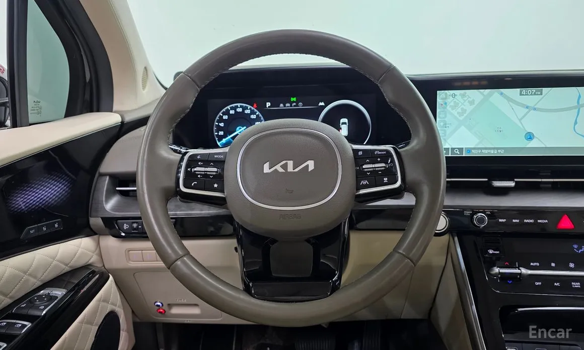 Фото 13 - Kia Carnival