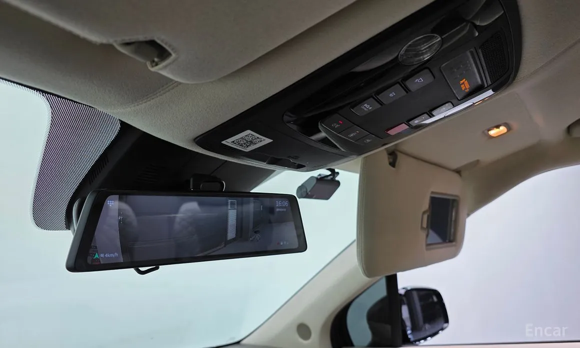 Фото 14 - Kia Carnival