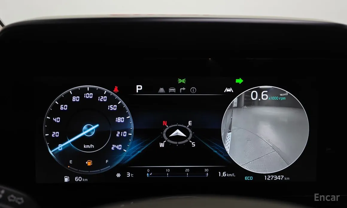 Фото 8 - Kia Carnival