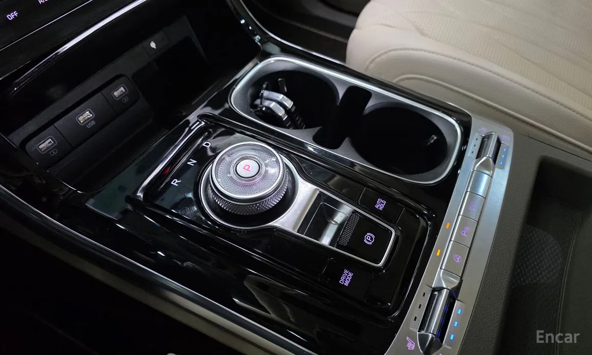 Фото 9 - Kia Carnival