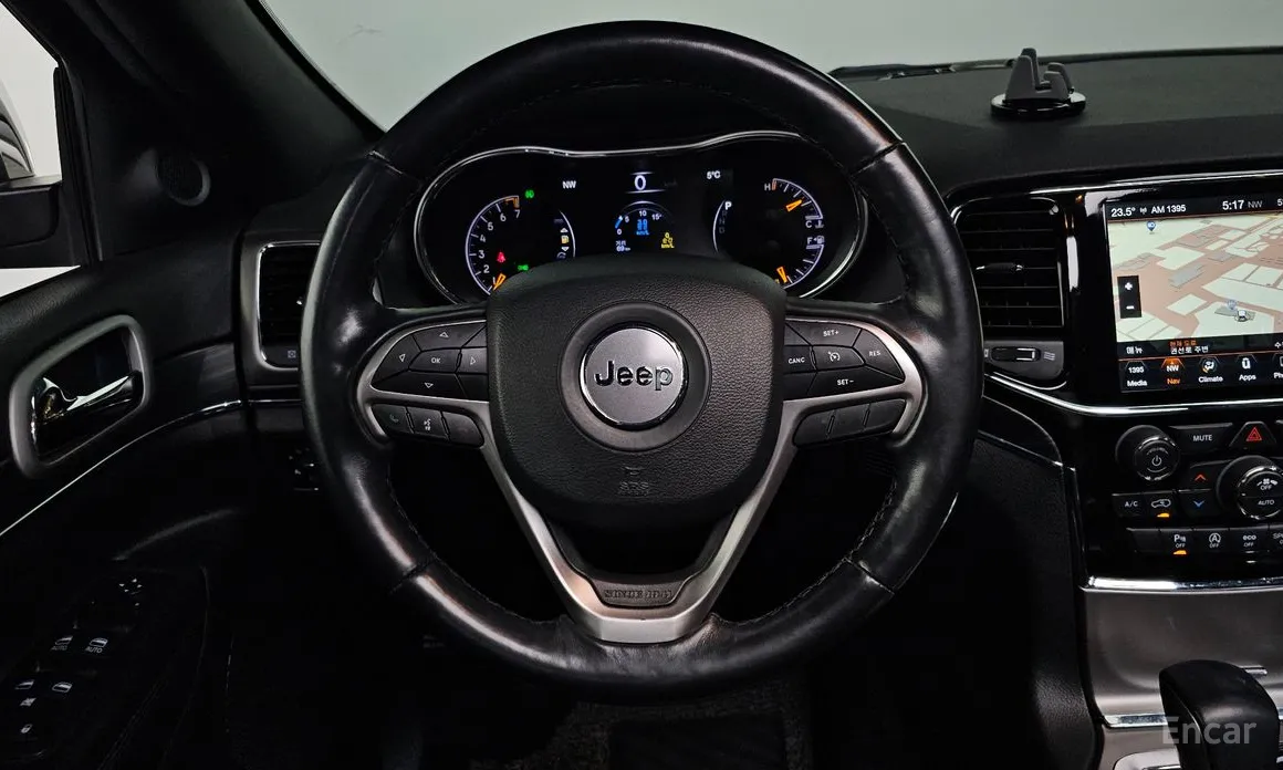 Фото 13 - Jeep Cherokee