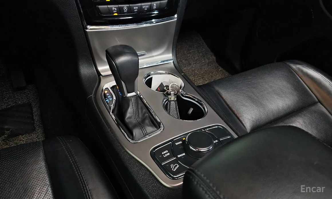 Фото 9 - Jeep Cherokee