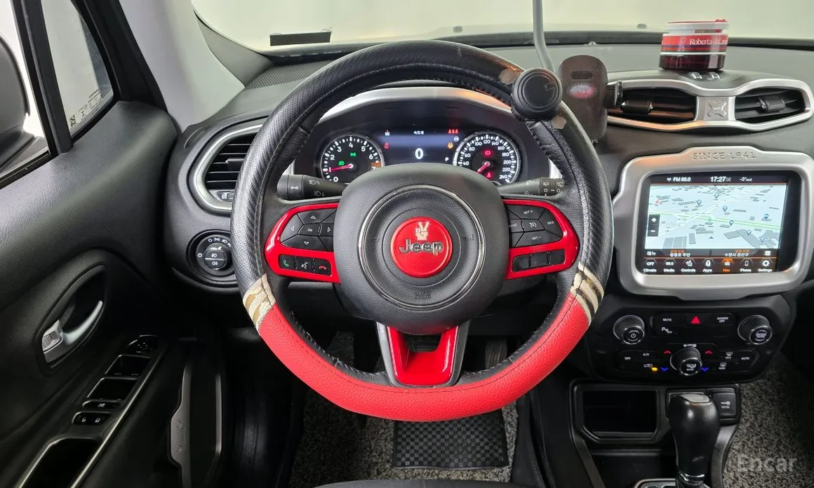 Фото 13 - Jeep Renegade