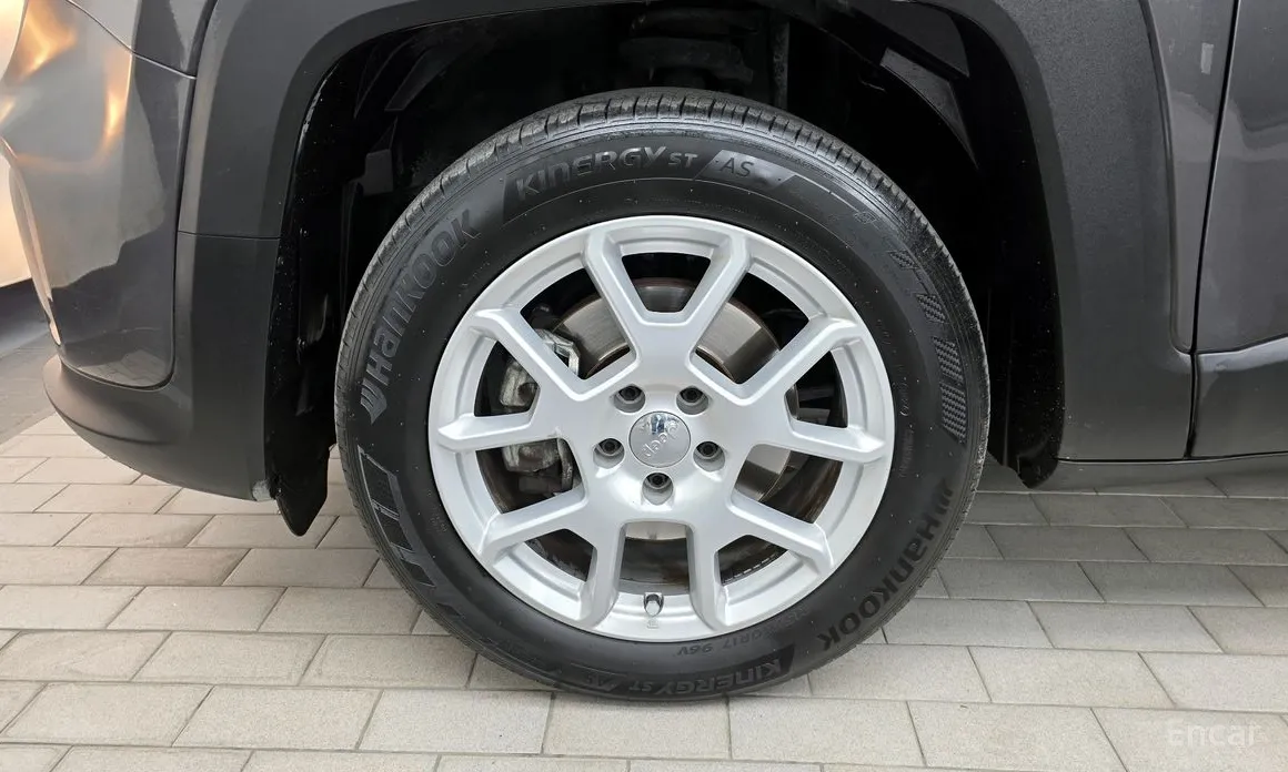 Фото 5 - Jeep Renegade