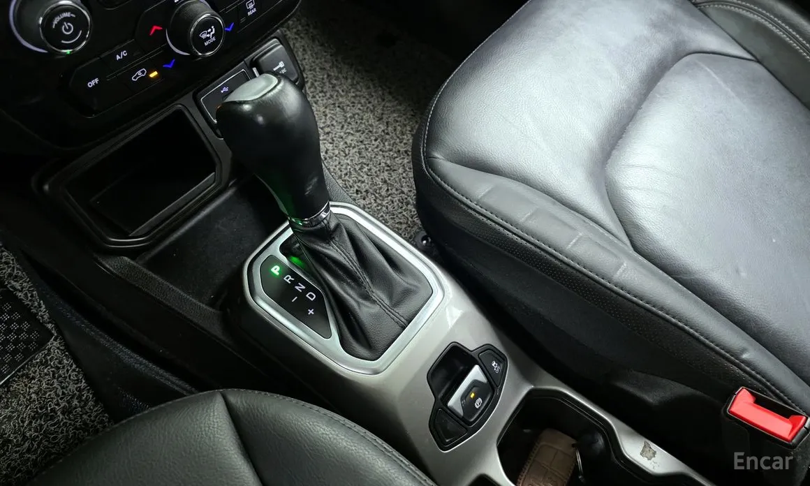 Фото 9 - Jeep Renegade