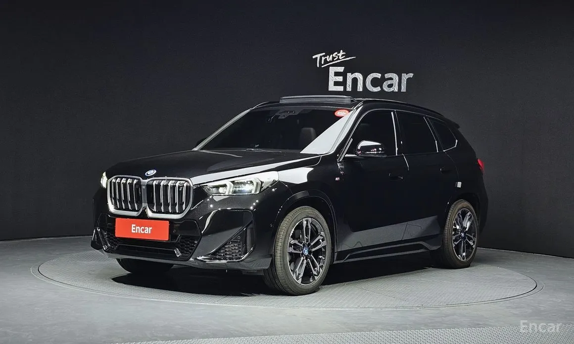 Фото 1 - BMW iX1