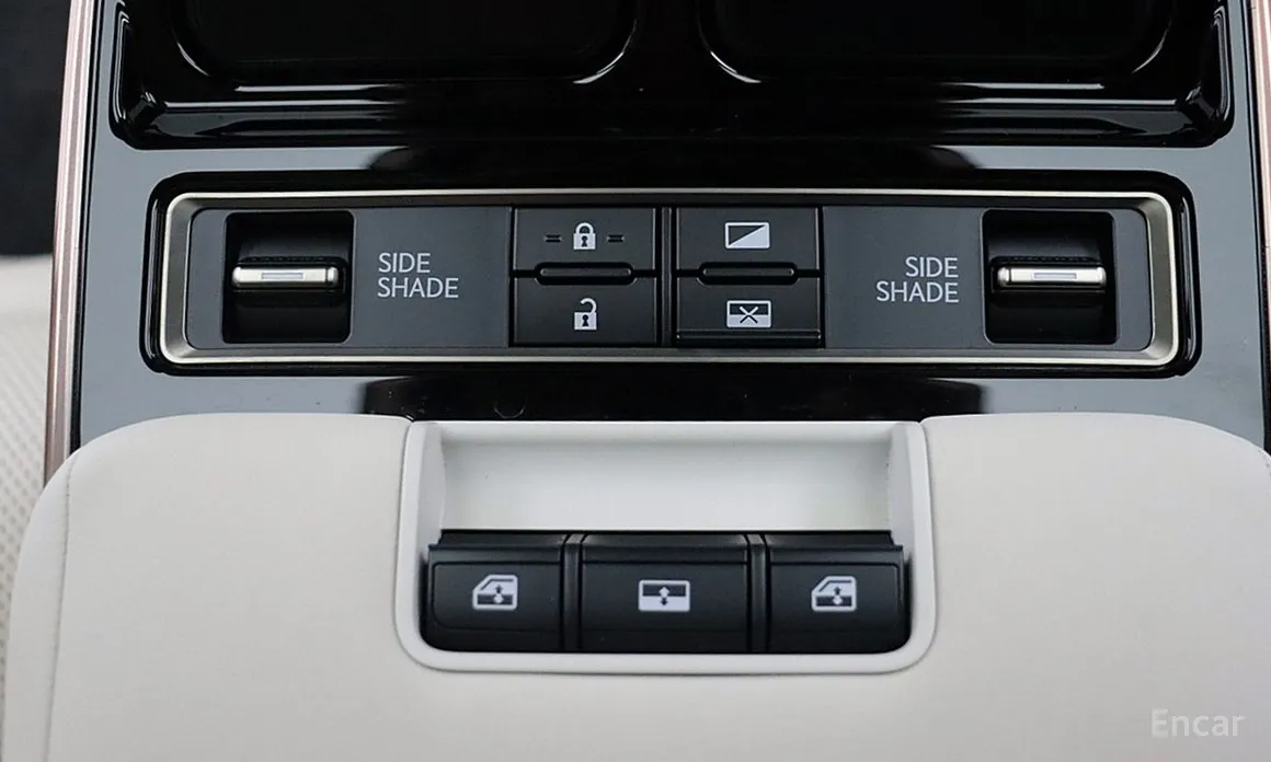 Фото 12 - Lexus LM