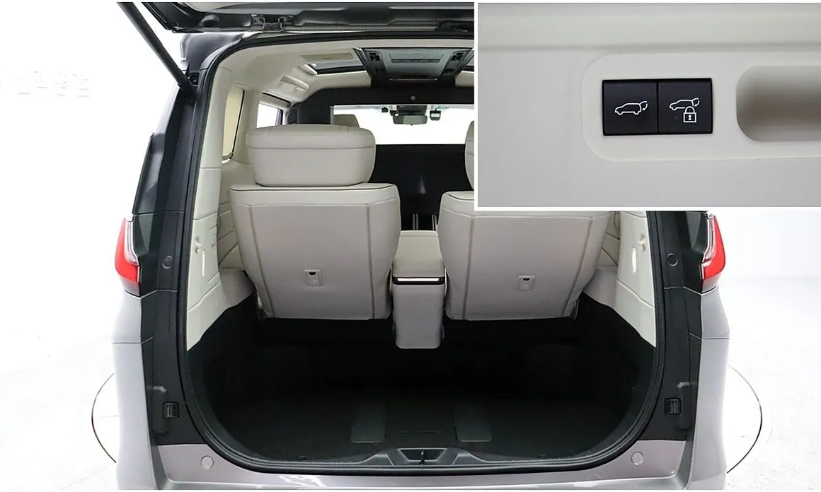 Фото 18 - Lexus LM