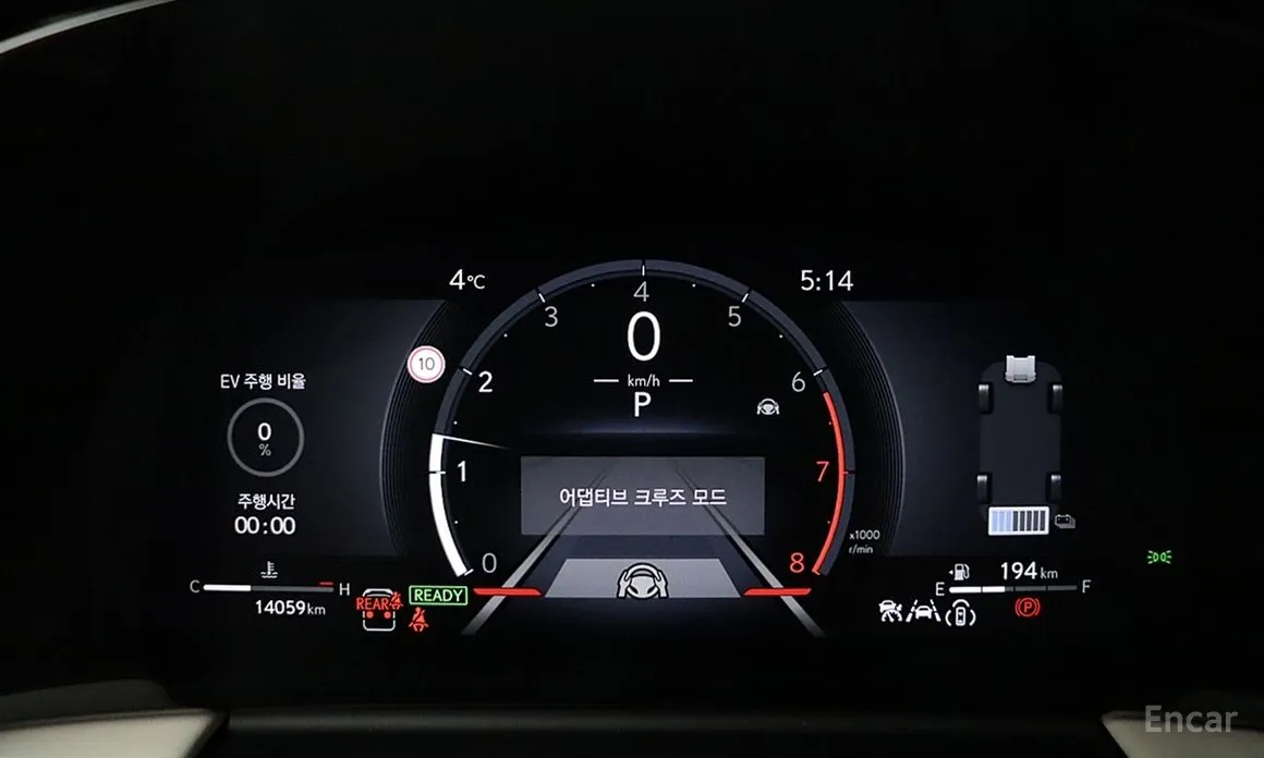 Фото 8 - Lexus LM