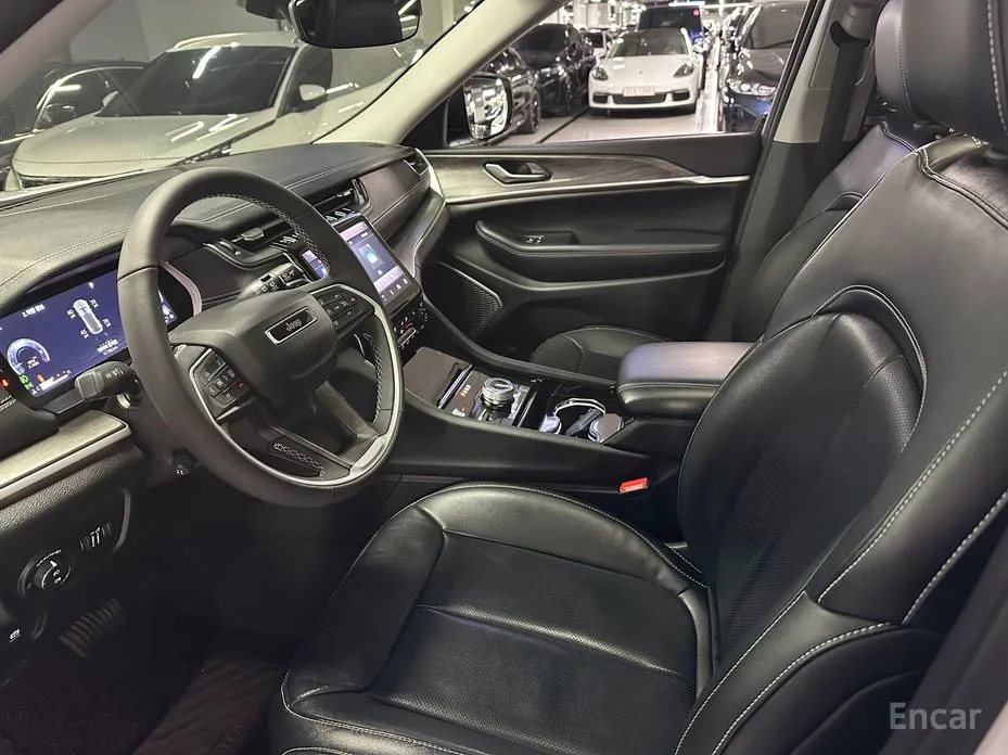 Фото 17 - Jeep Cherokee