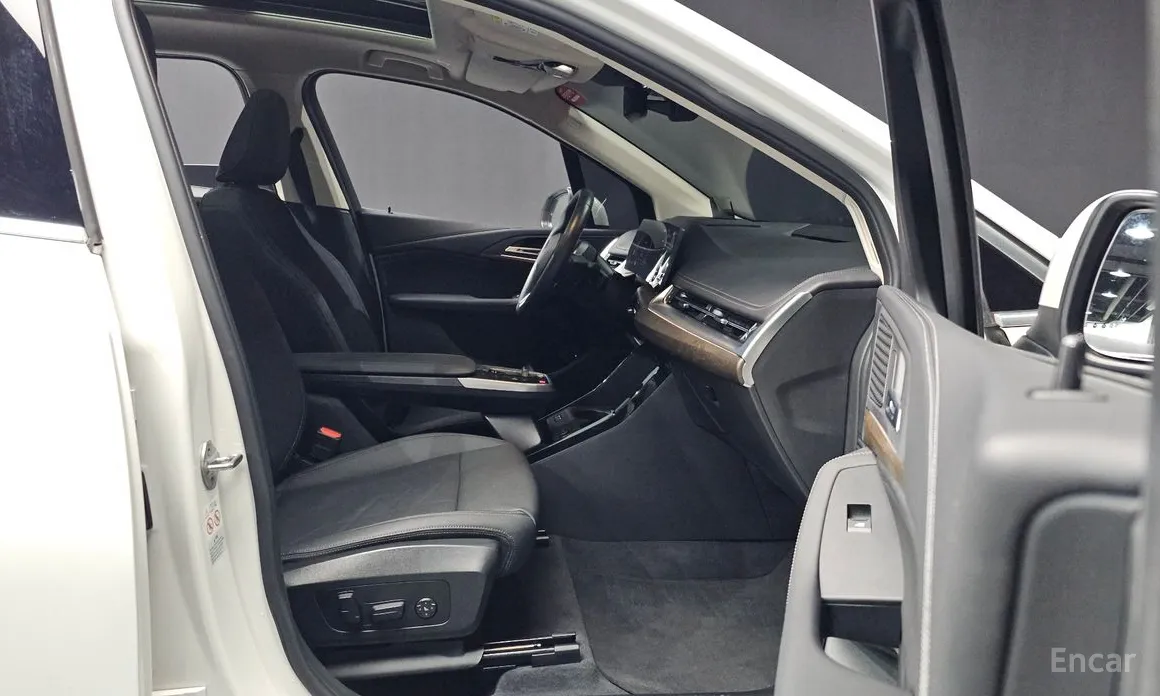 Фото 11 - BMW 2 Series