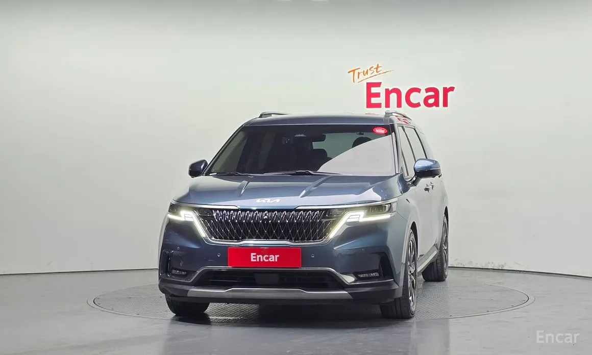 Фото 3 - Kia Carnival