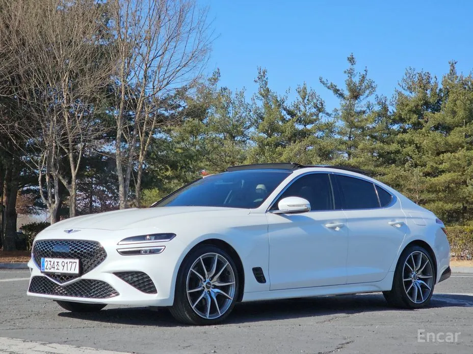 Фото 2 - Genesis G70