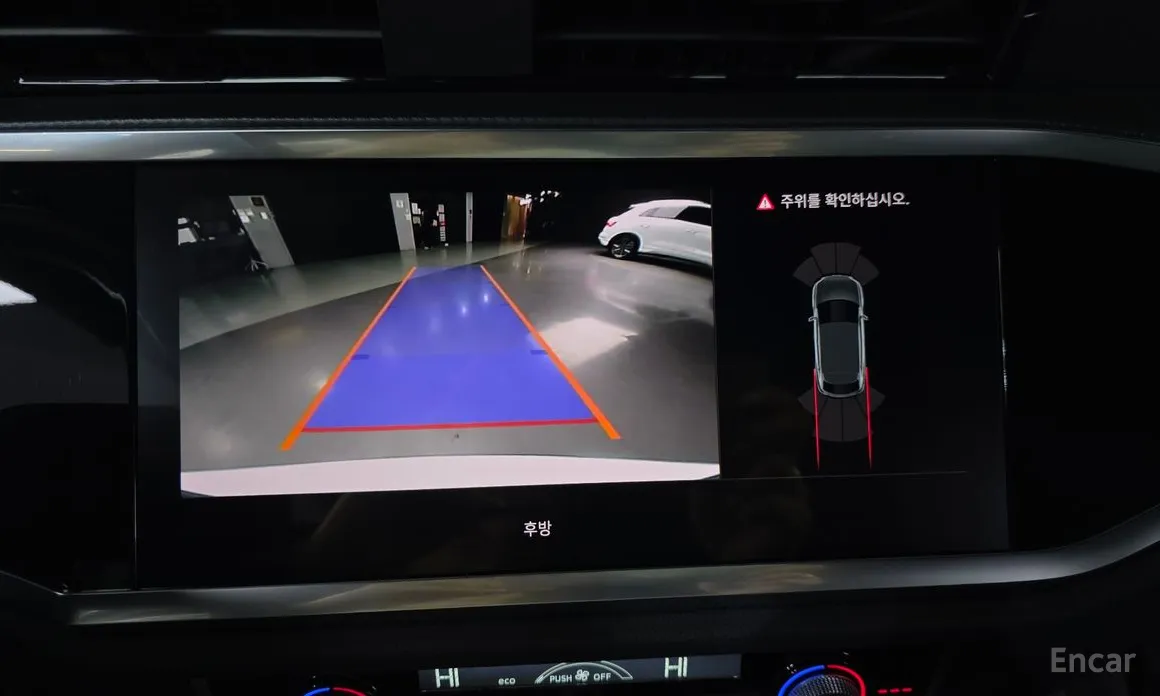 Фото 16 - Audi Q3