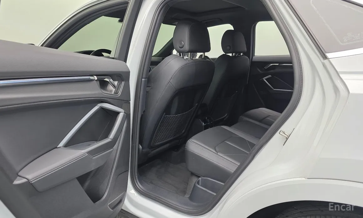 Фото 18 - Audi Q3