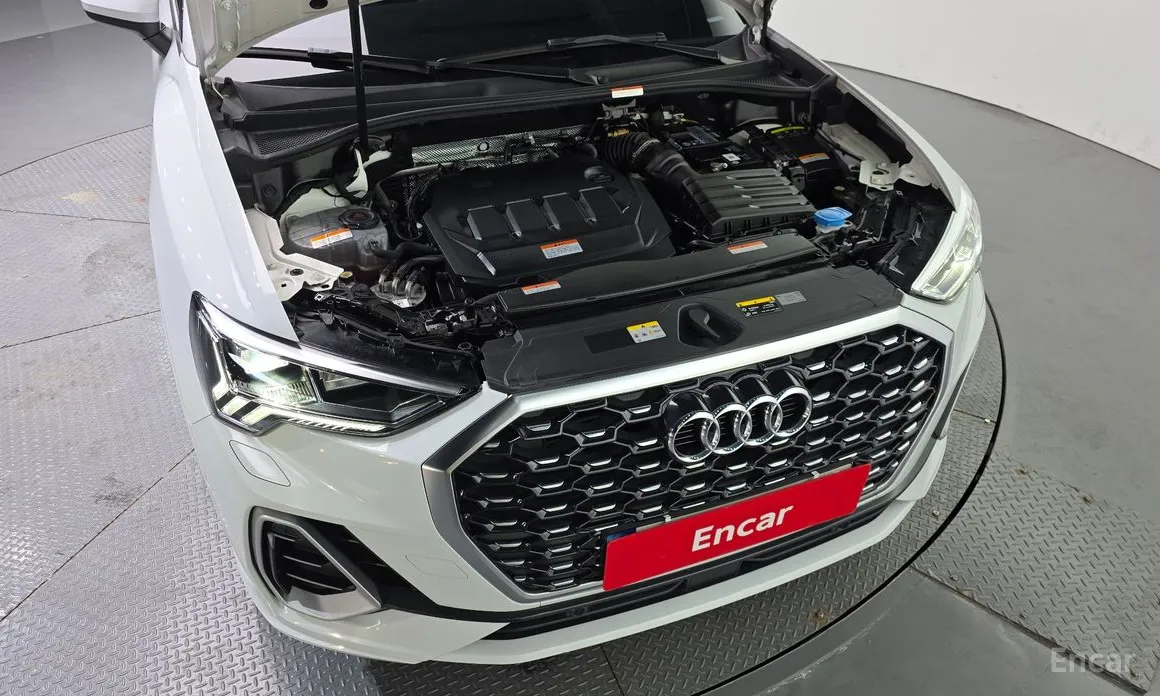 Фото 6 - Audi Q3