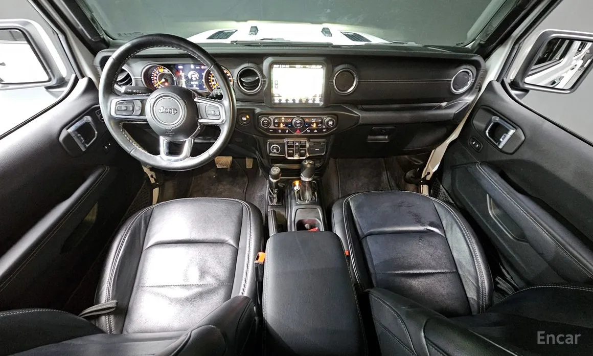 Фото 7 - Jeep Wrangler