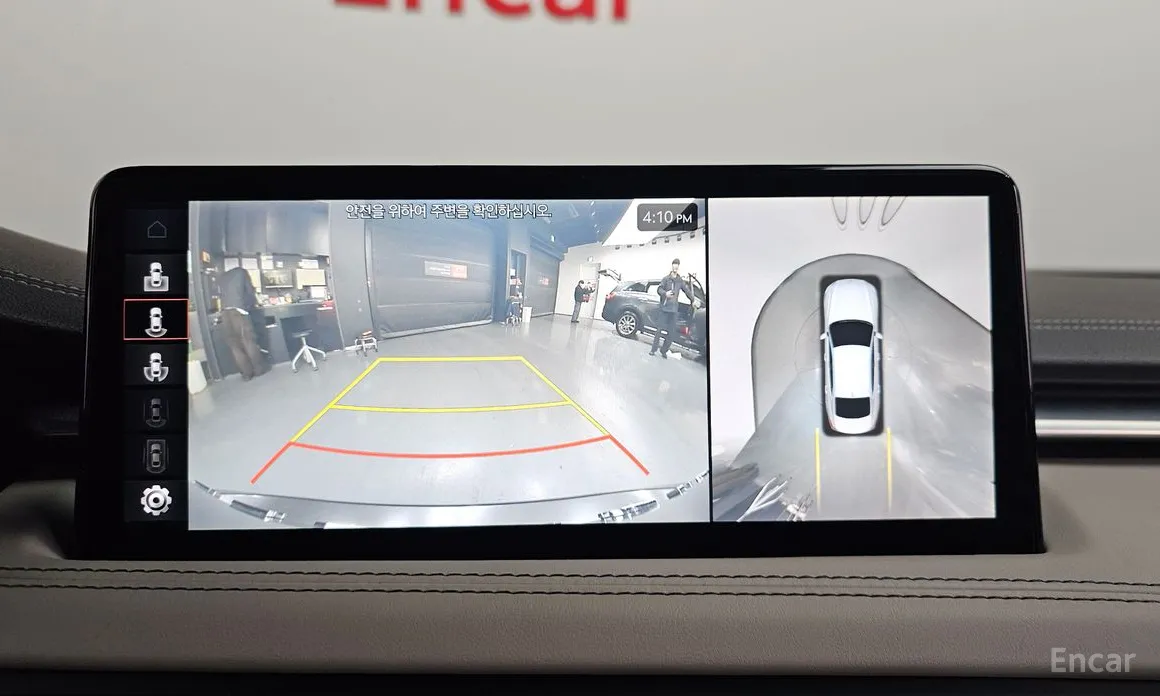 Фото 15 - Genesis G70