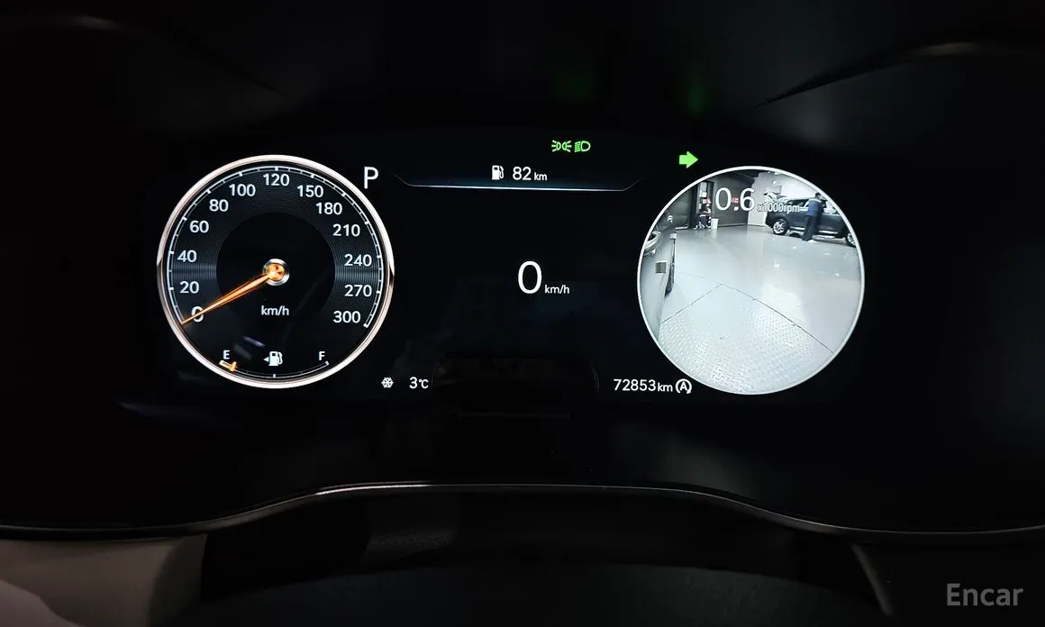 Фото 8 - Genesis G70