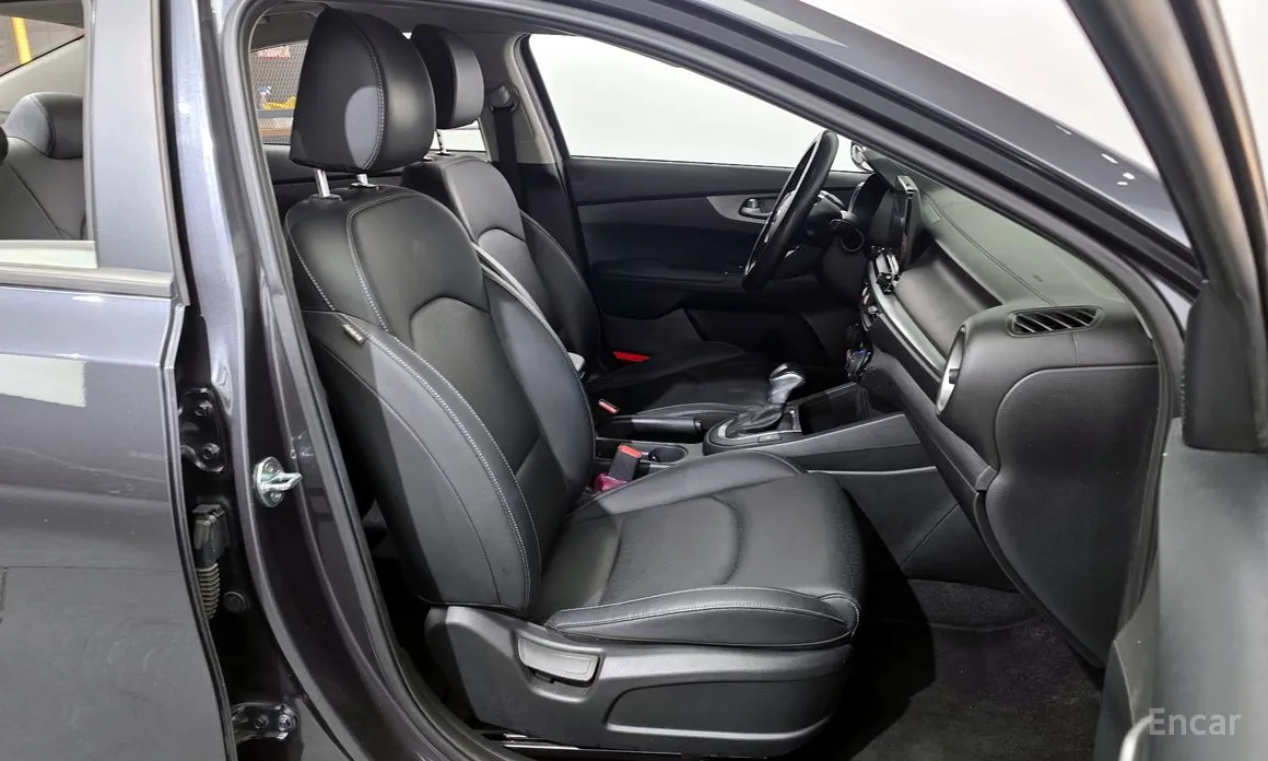 Фото 12 - Kia K3