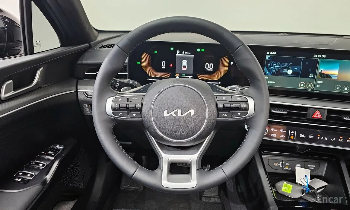 Фото 13 - Kia K5