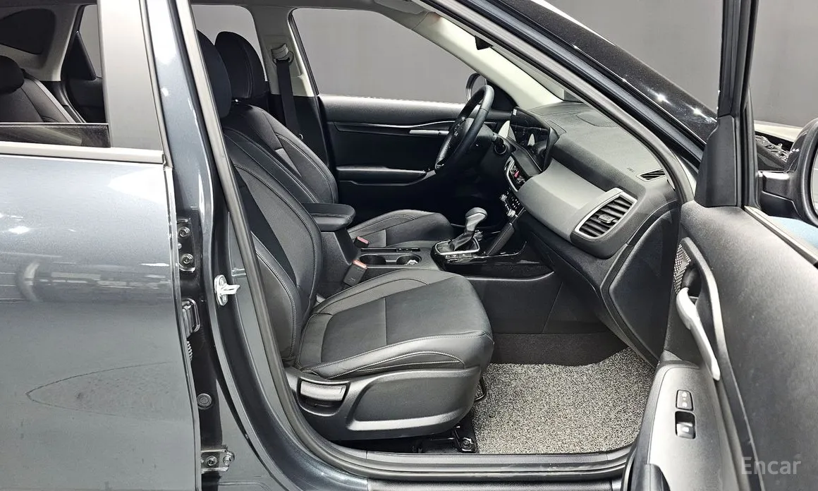 Фото 11 - Kia Seltos