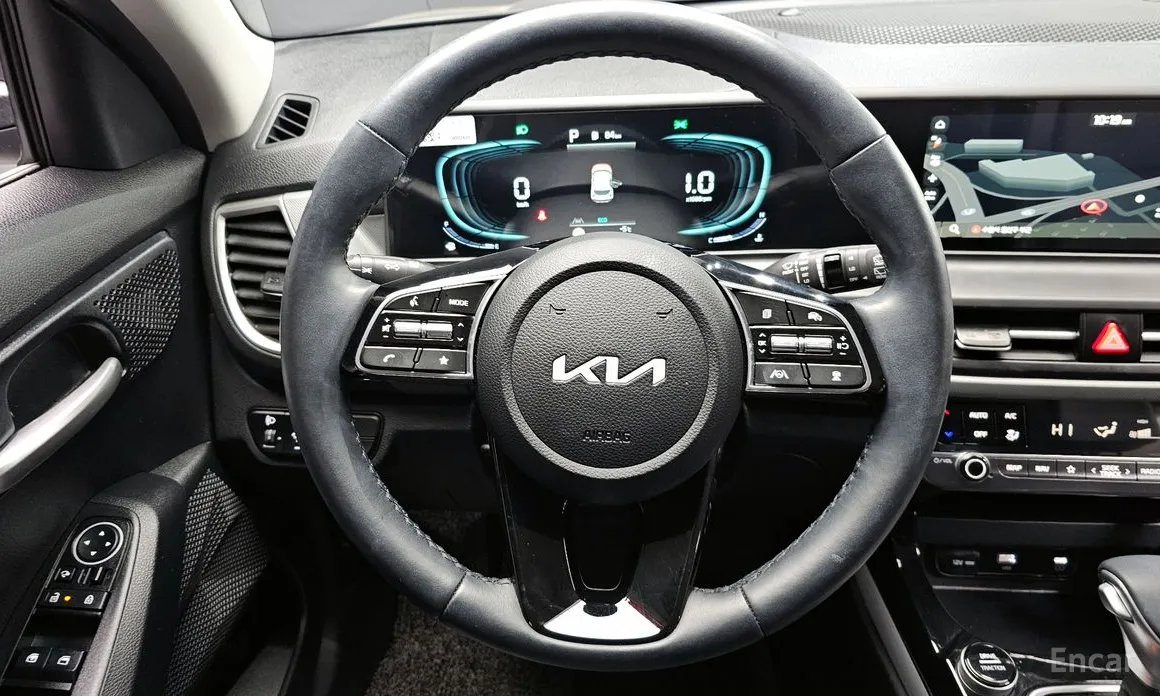 Фото 13 - Kia Seltos