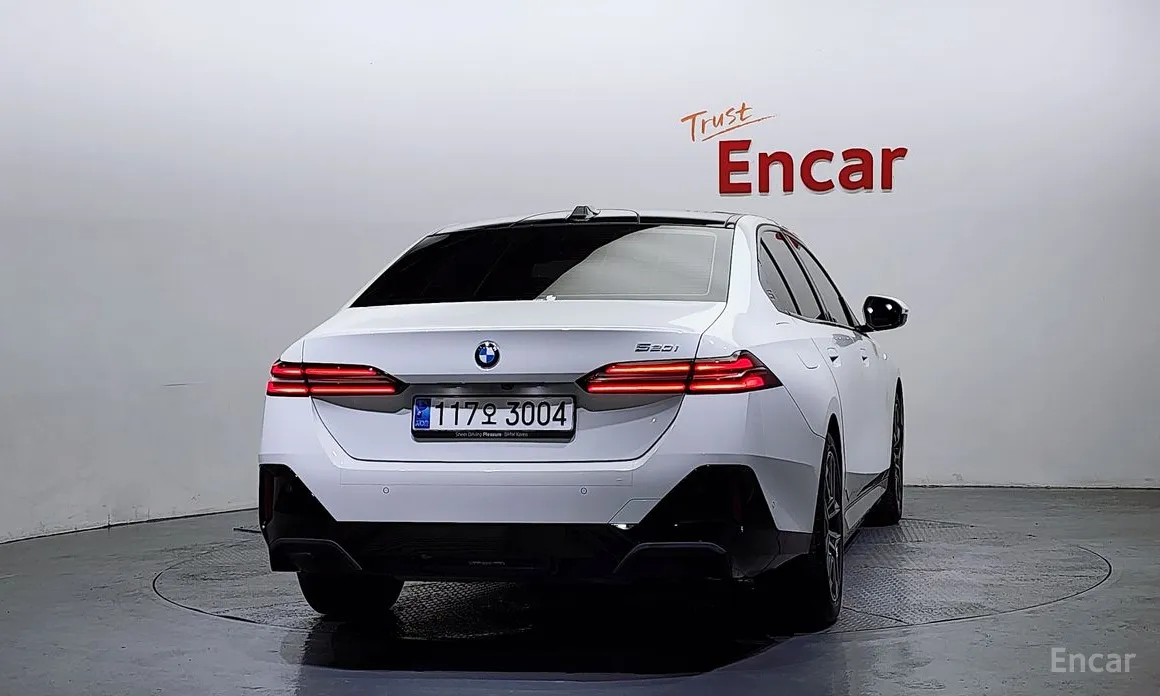 Фото 4 - BMW 5 Series