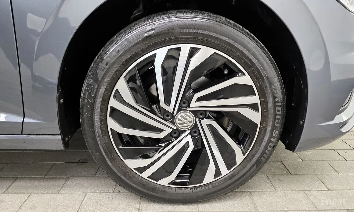 Фото 5 - Volkswagen Jetta