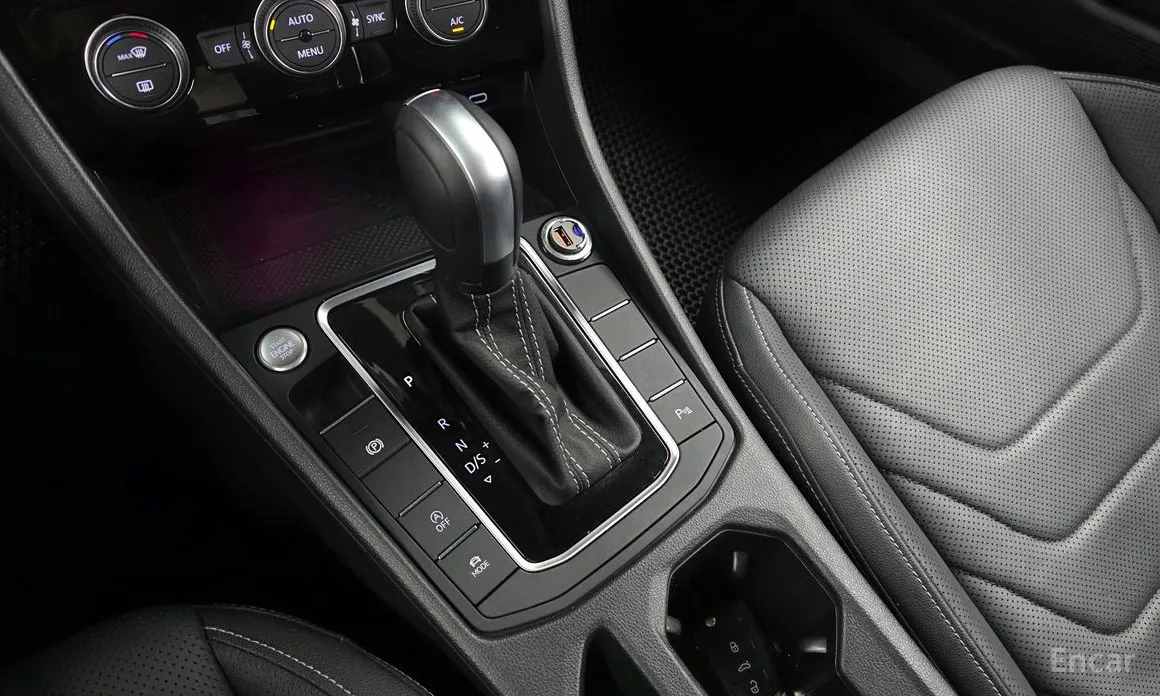 Фото 9 - Volkswagen Jetta