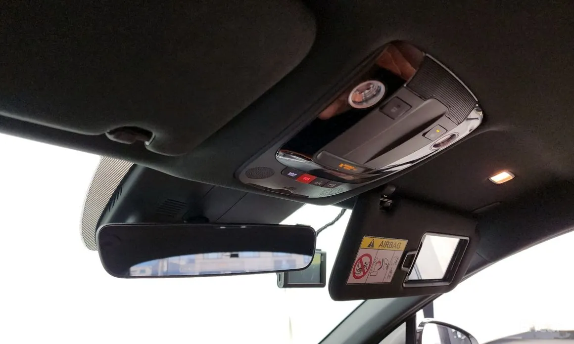 Фото 19 - Kia K5