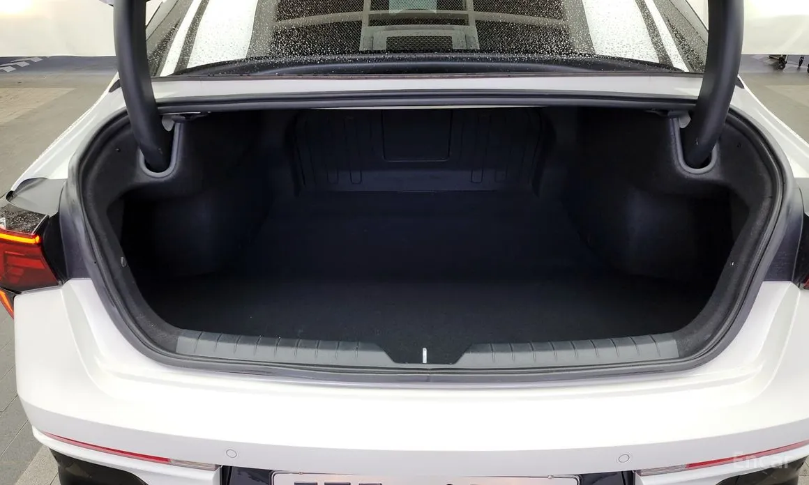 Фото 20 - Kia K5