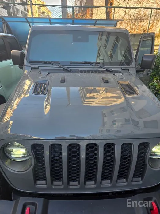 Фото 2 - Jeep Gladiator