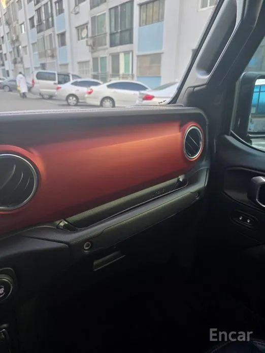 Фото 9 - Jeep Gladiator